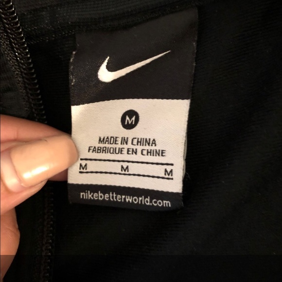 black nike jacket - Picture 2 of 3